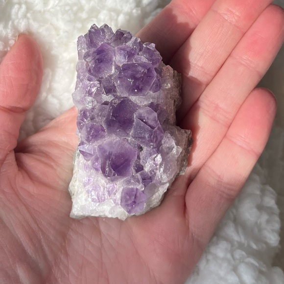 AMETHYST - Picture 4 of 8